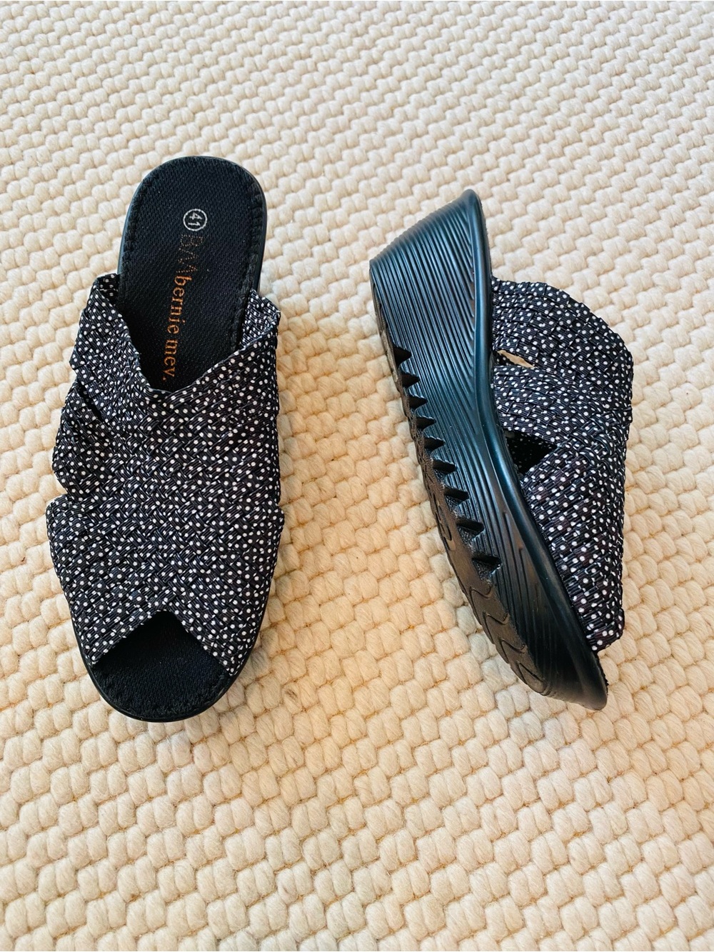 bernie mev. Black Knitted Cross-Band Slide Mules